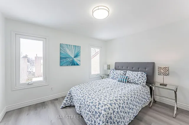 Additional property image - 77 Sandyhook Sq