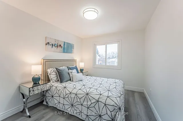 Additional property image - 77 Sandyhook Sq
