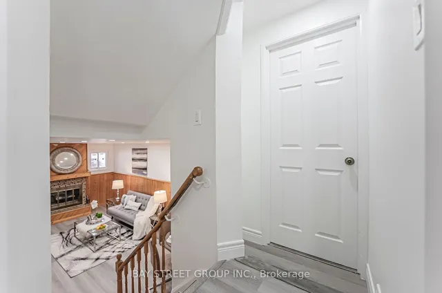 Additional property image - 77 Sandyhook Sq