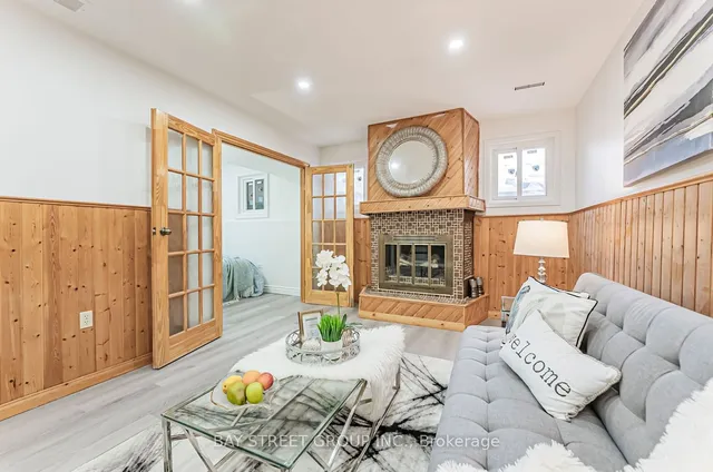 Additional property image - 77 Sandyhook Sq