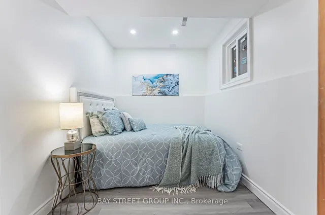 Additional property image - 77 Sandyhook Sq