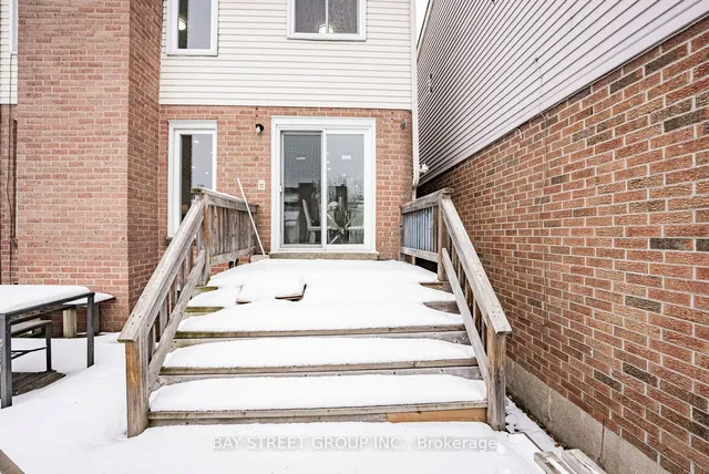 Additional property image - 77 Sandyhook Sq