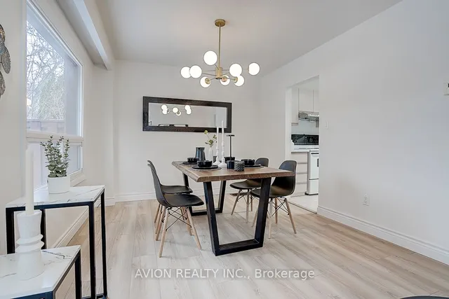 Additional property image - 250 Sprucewood Crt