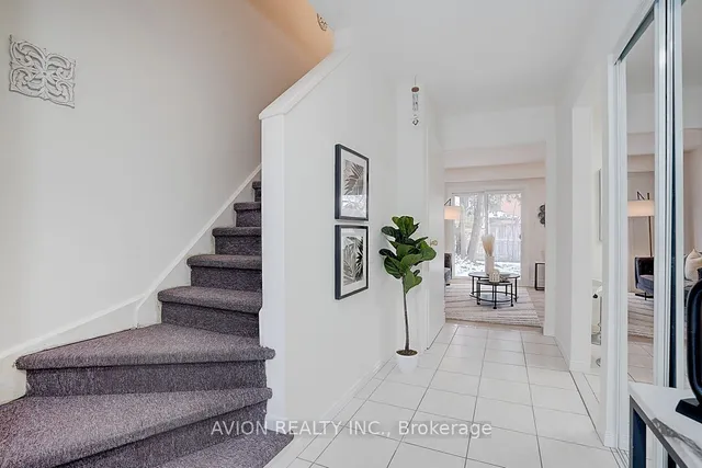 Additional property image - 250 Sprucewood Crt