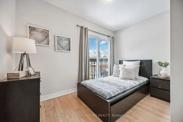 Additional property image - 1318 Dundas St