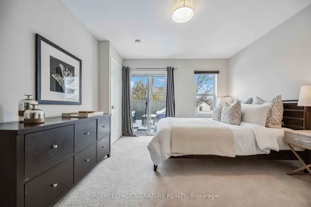 Additional property image - 1318 Dundas St