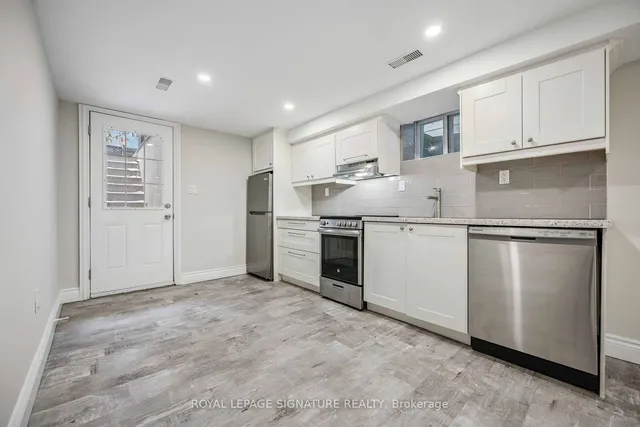 Additional property image - 1318 Dundas St