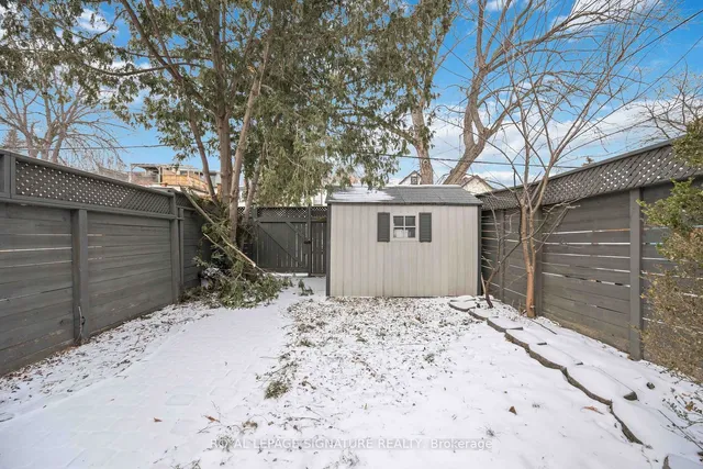 Additional property image - 1318 Dundas St