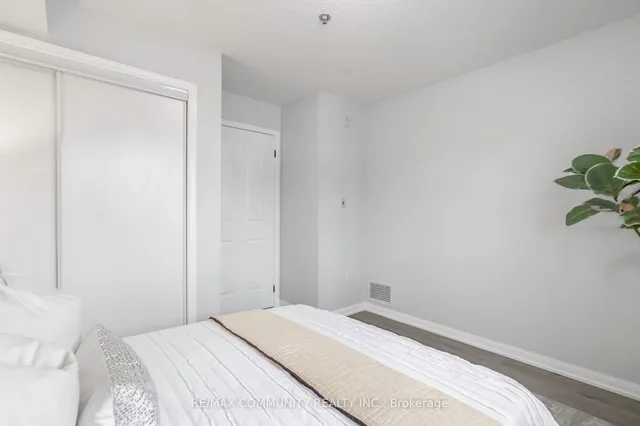 Additional property image - 5225 Finch Ave Unit 310