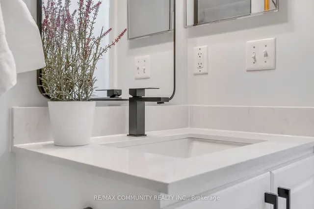Additional property image - 5225 Finch Ave Unit 310