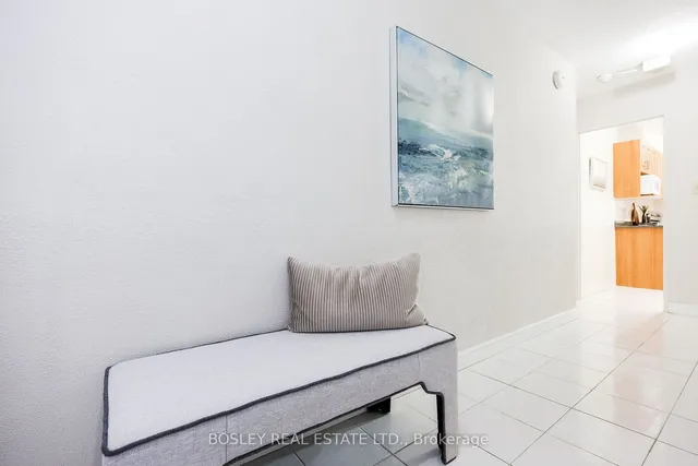 Additional property image - 3 Massey Sq Unit 2403