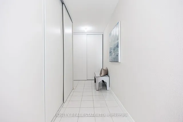 Additional property image - 3 Massey Sq Unit 2403