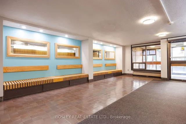 Additional property image - 3 Massey Sq Unit 2403