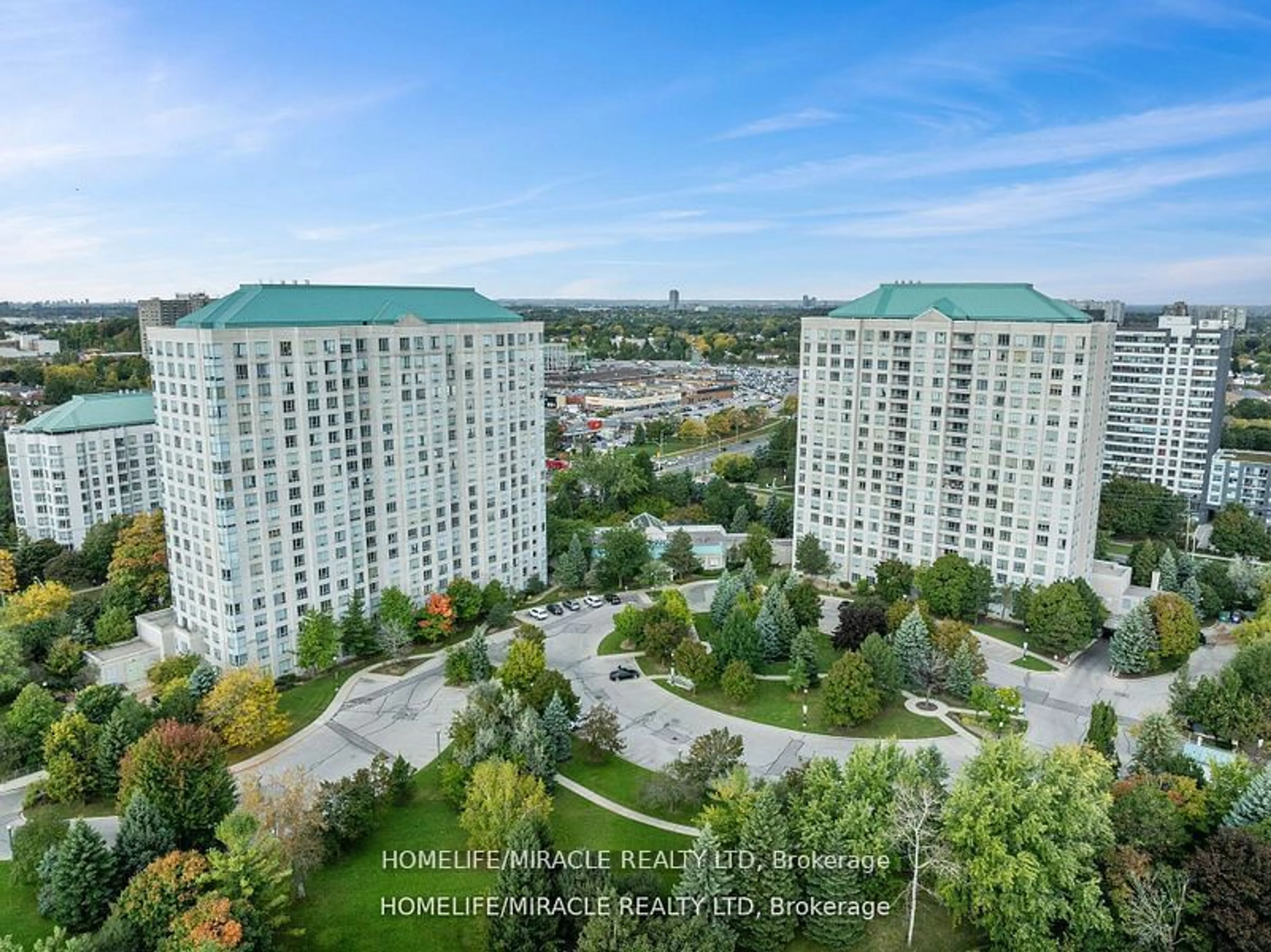 A pic from outside/outdoor area/front of a property/back of a property/a pic from drone, city buildings view from balcony for 5039 Finch Ave #802, Toronto Ontario M1S 5L6