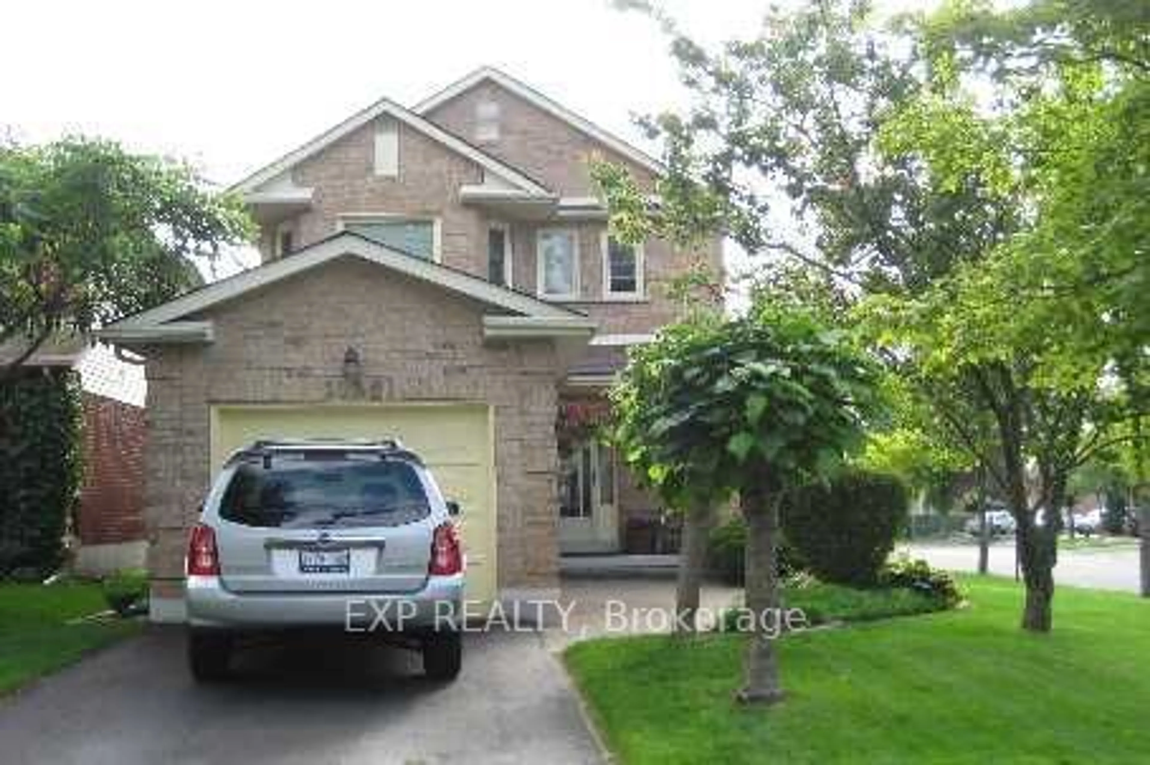 Unknown for 1034 Benton Cres, Pickering Ontario L1X 1M7