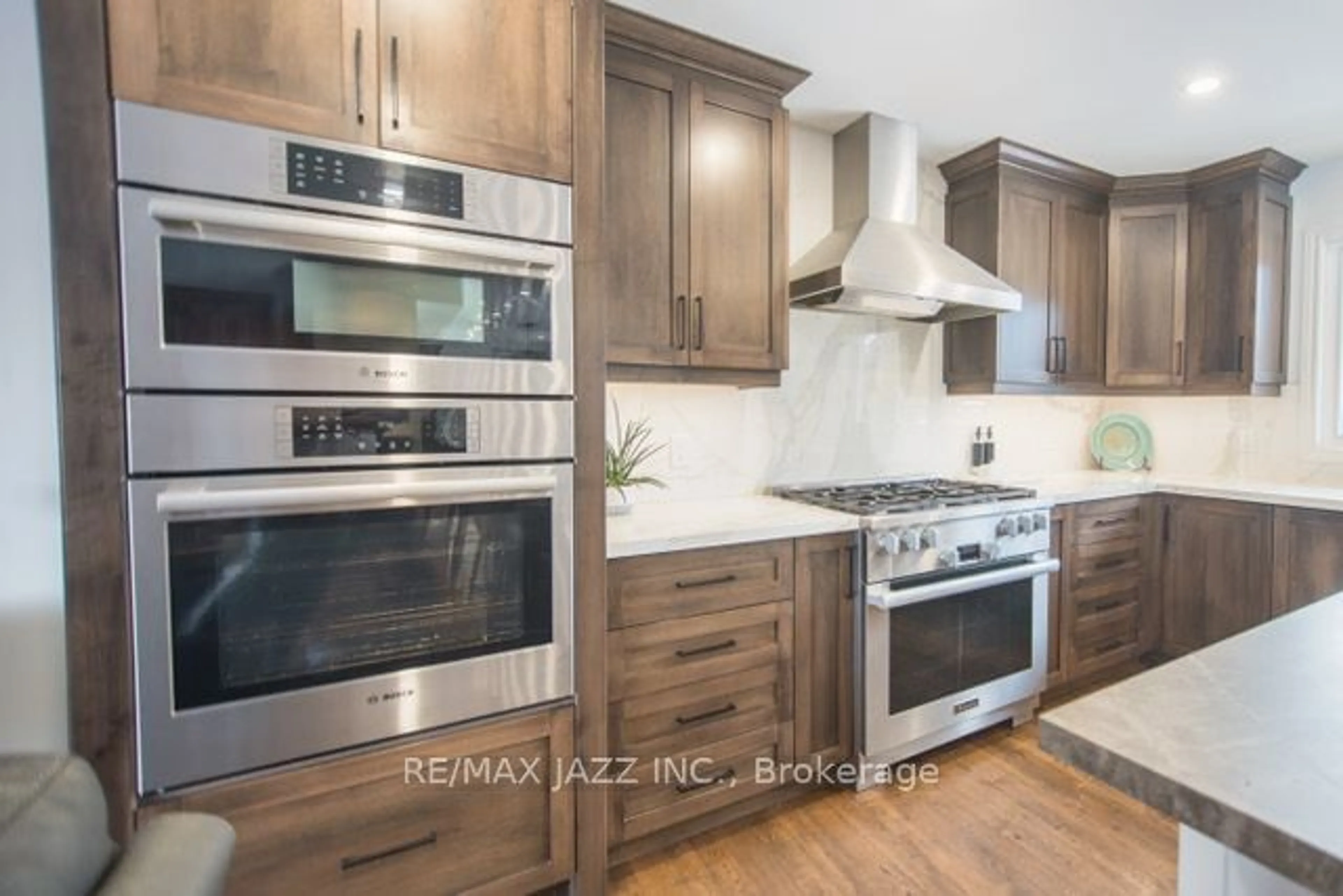 Contemporary kitchen, unknown for 2880 Holt Rd, Clarington Ontario L1C 3K4