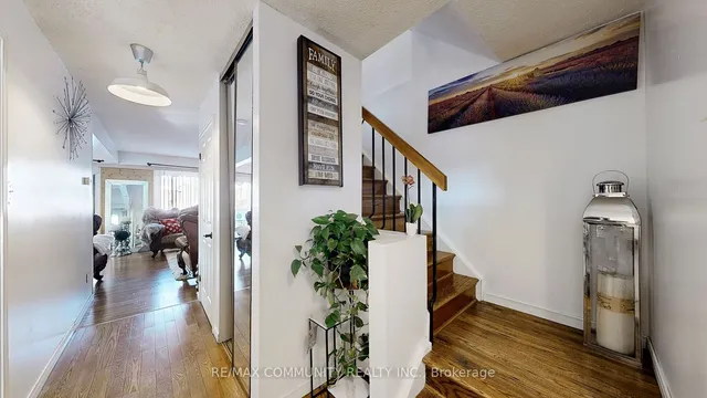 Additional property image - 27 Granada Cres