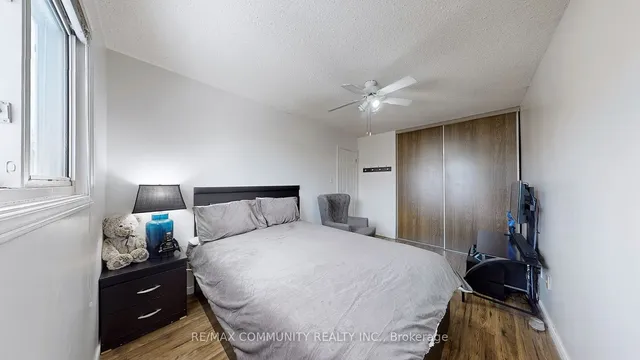 Additional property image - 27 Granada Cres