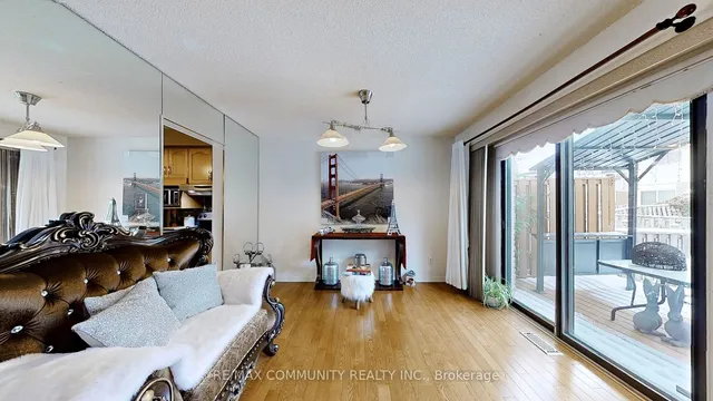 Additional property image - 27 Granada Cres