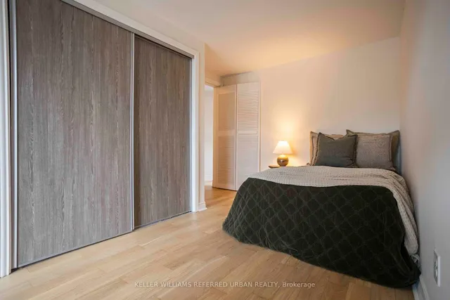 Additional property image - 2366 Queen St Unit 6