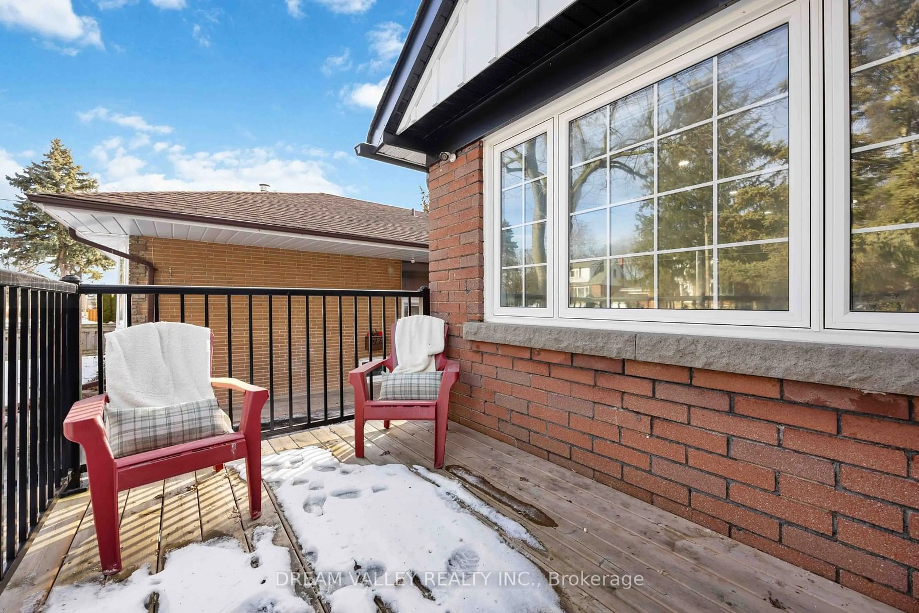 Patio, unknown for 74 Rosemount Dr, Toronto Ontario M1K 2X3