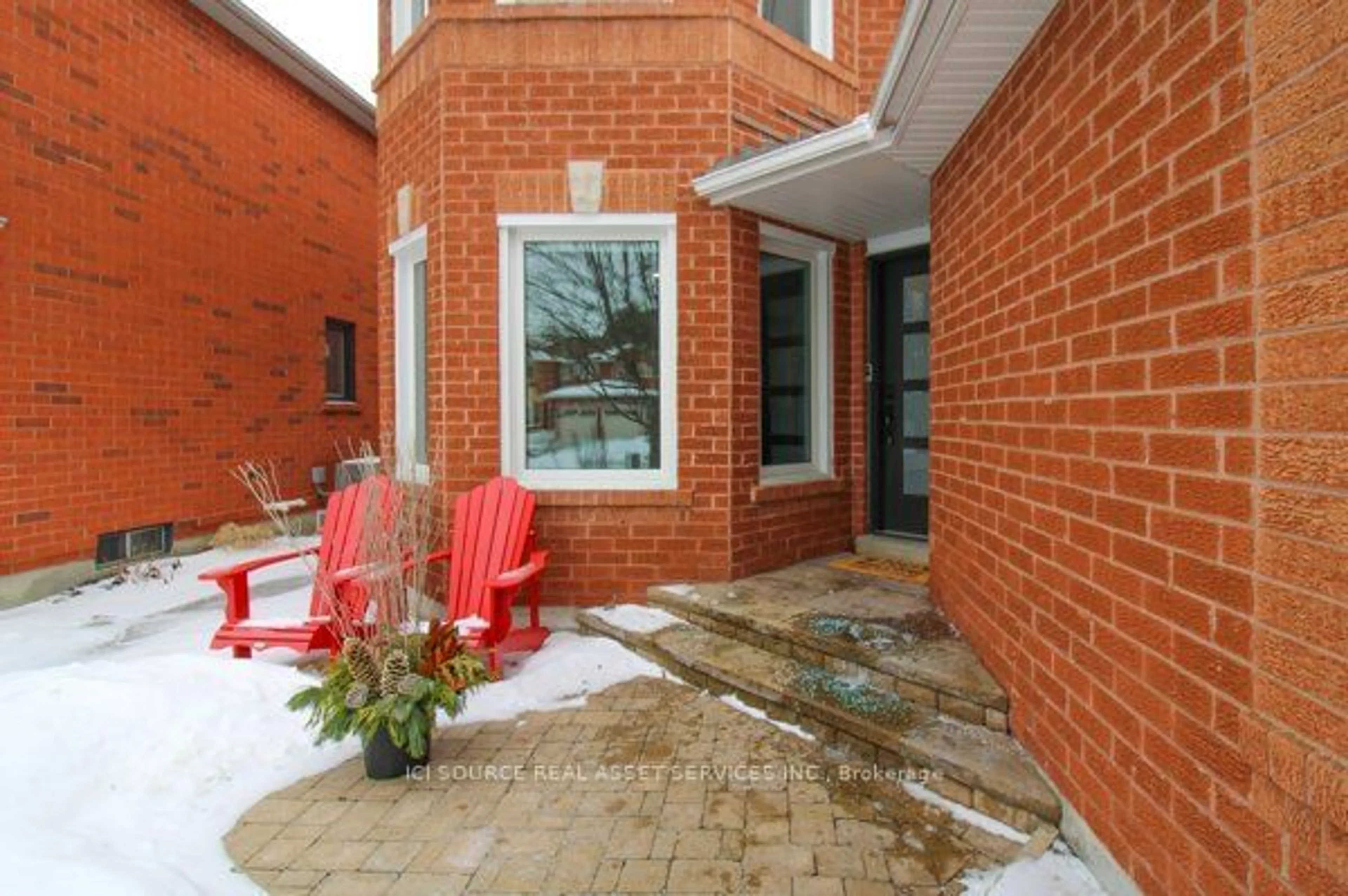 Patio, street for 1664 EDENWOOD Dr, Oshawa Ontario L1G 7Y5