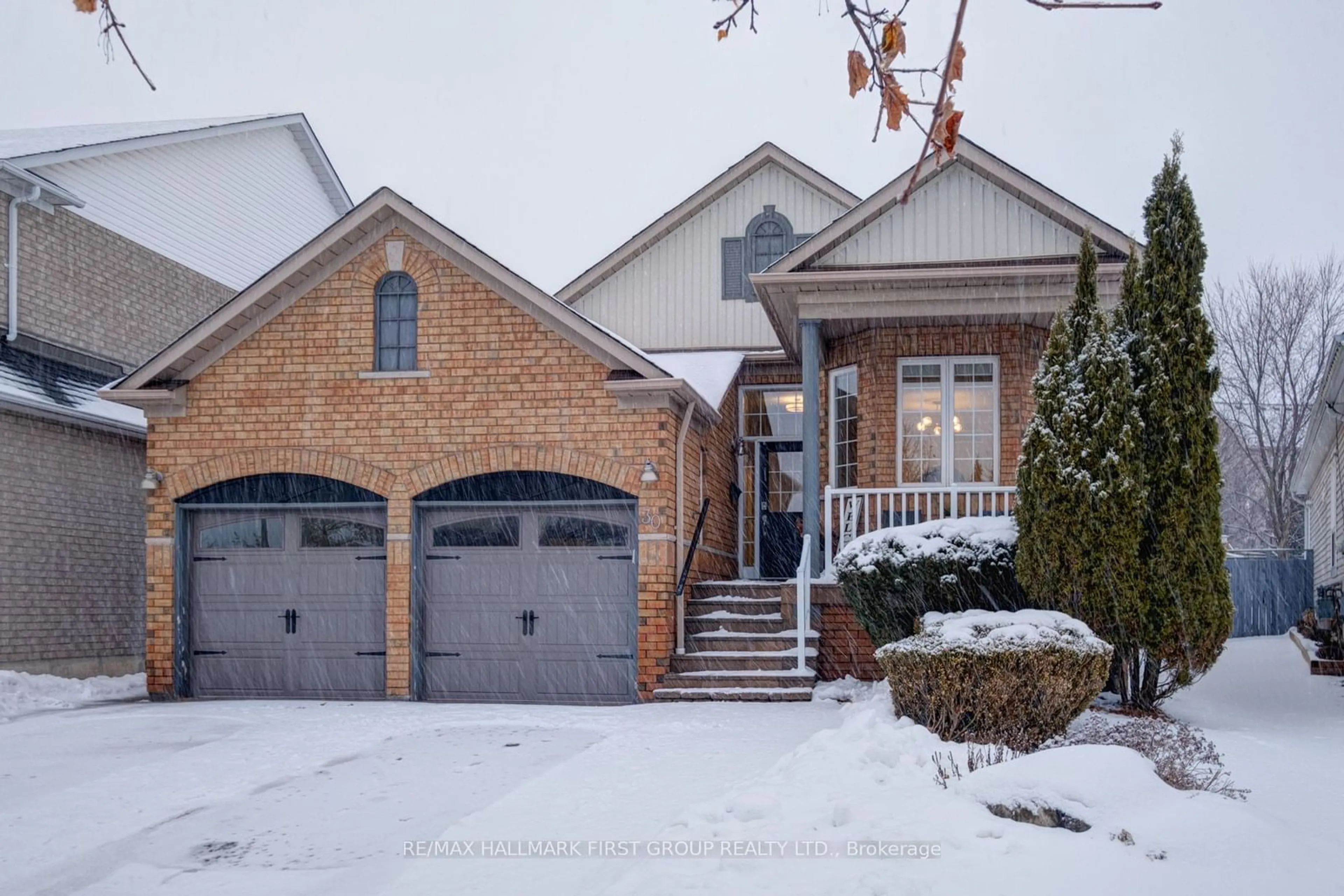 Home with brick exterior material, street for 30 Amanda Ave, Whitby Ontario L1M 1K4