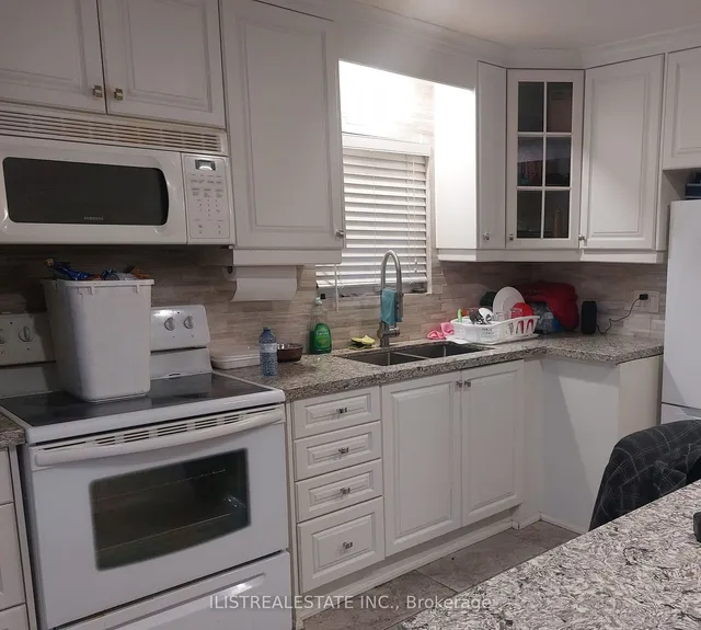 Additional property image - 8 Medonte Ave