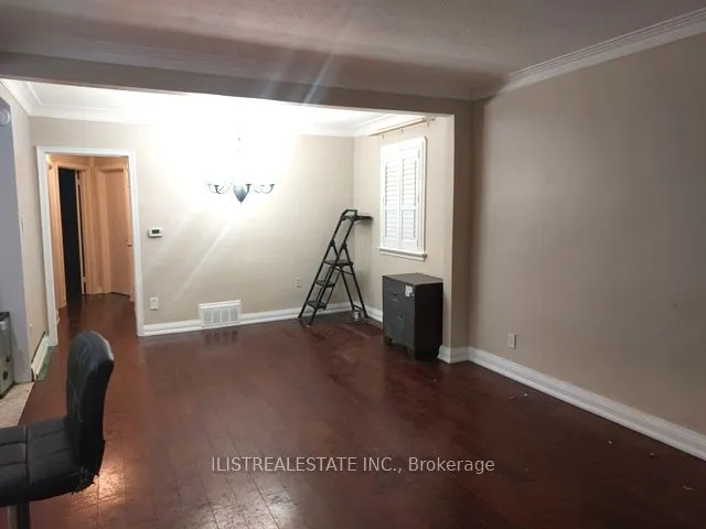 Additional property image - 8 Medonte Ave