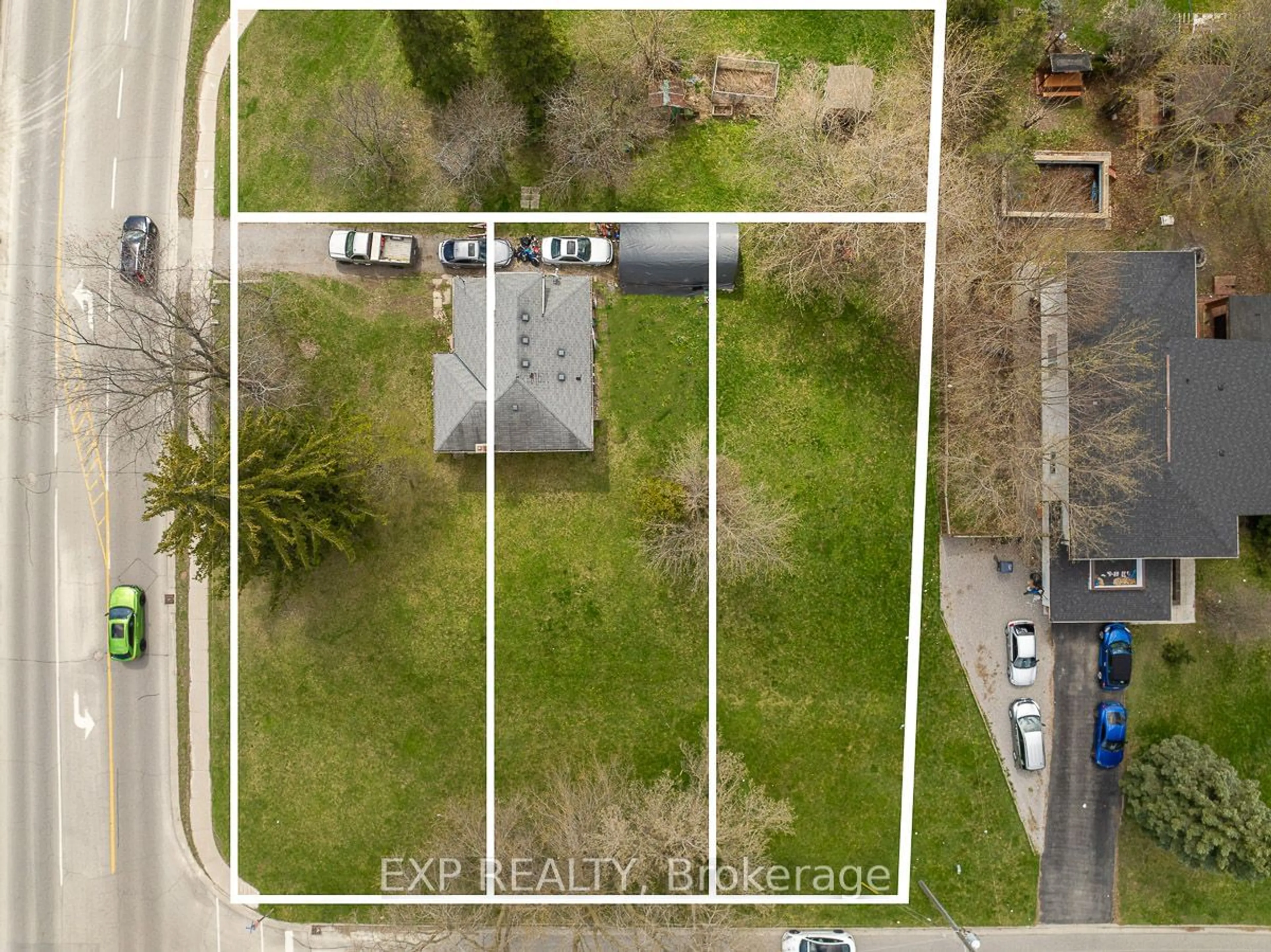 A pic from outside/outdoor area/front of a property/back of a property/a pic from drone, street for 2030 Ritson Rd, Oshawa Ontario L1H 8L7