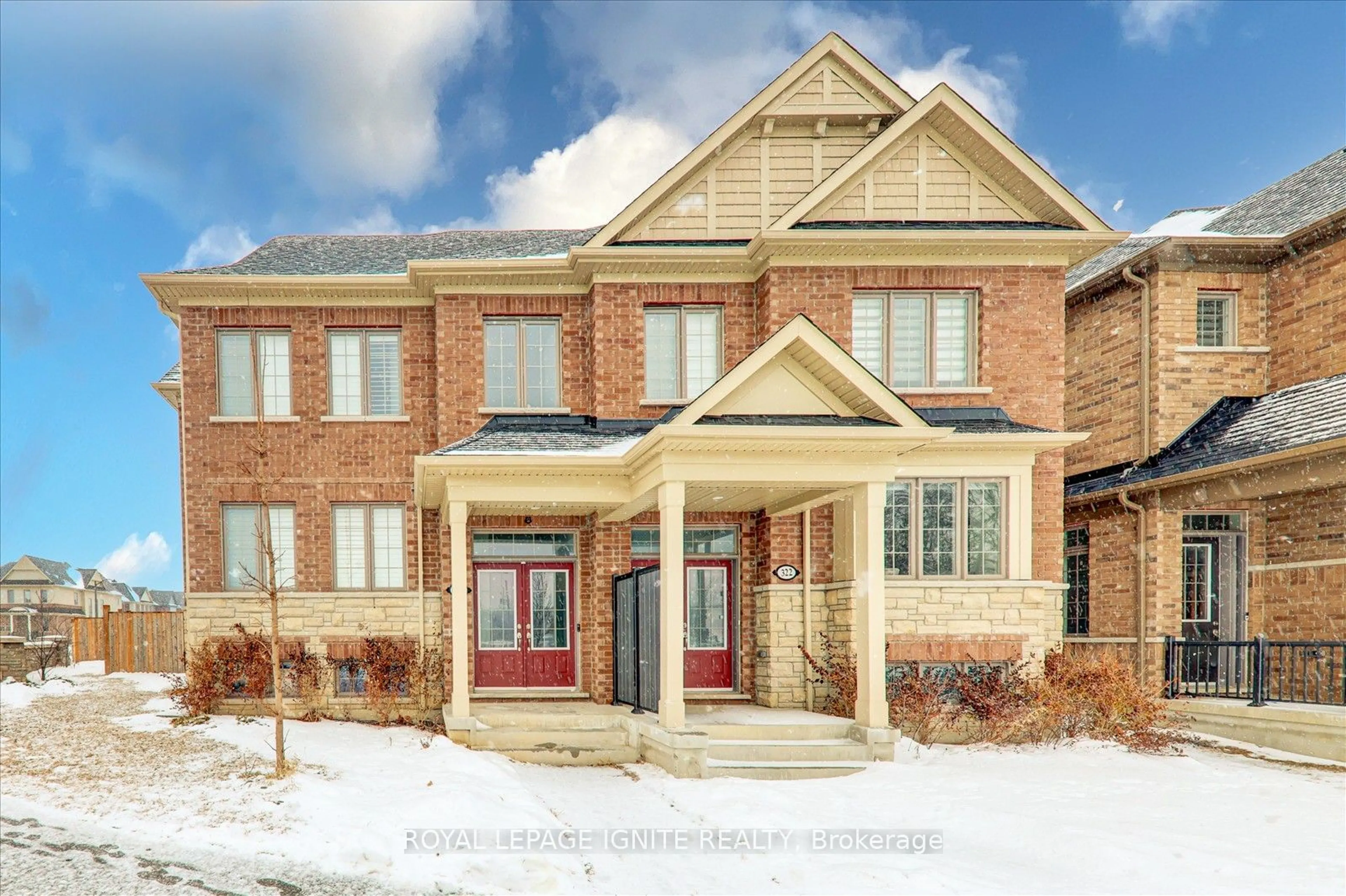 Home with brick exterior material, street for 324 BRITANNIA Ave, Oshawa Ontario L1L 0L6