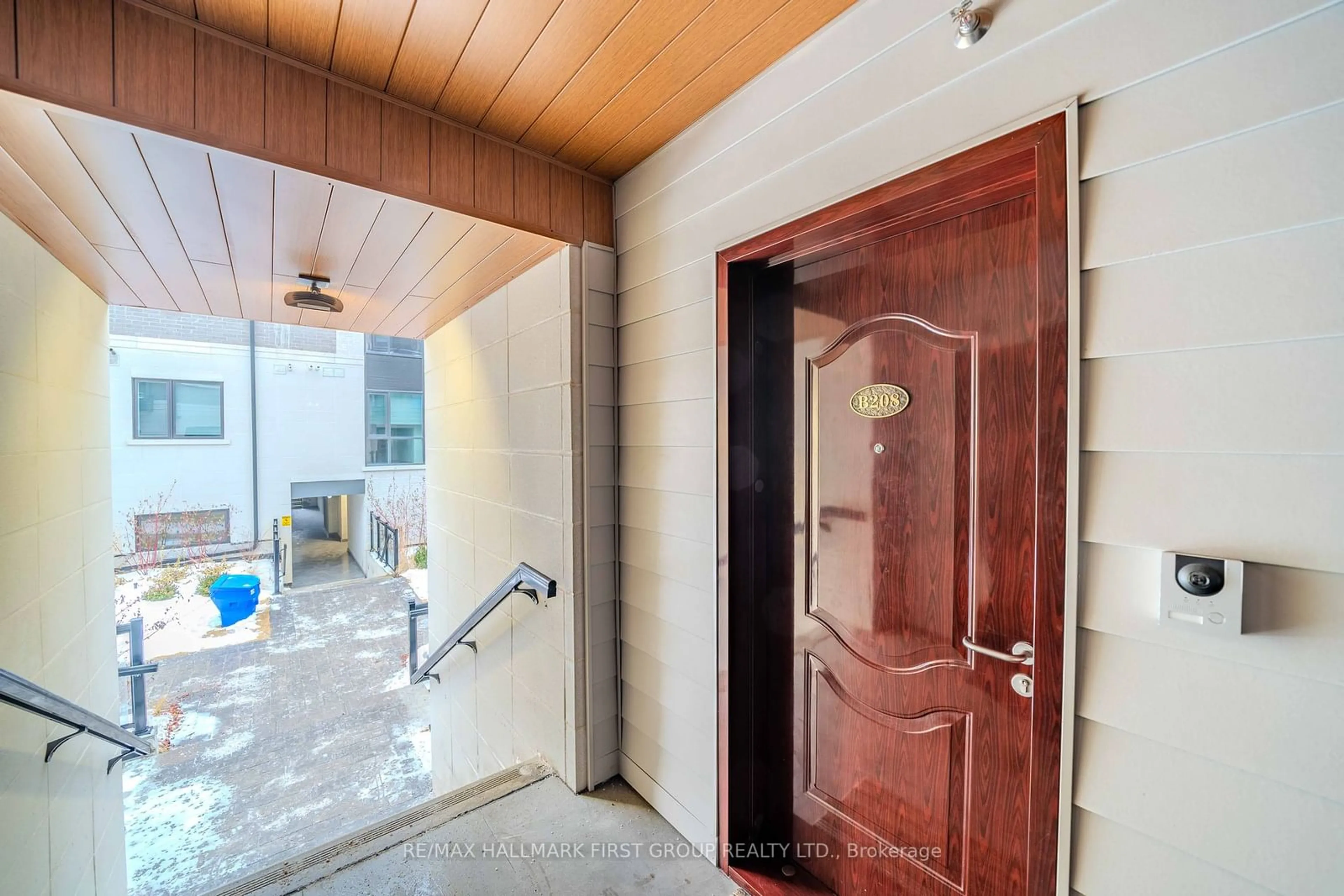 Indoor entryway for 50 Morecambe Gate #B208, Toronto Ontario M1W 0A9