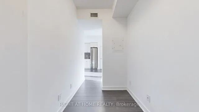 Additional image 7 of 2799 Kingston Rd Unit 306