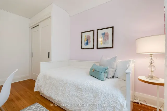 Additional property image - 625 Milverton Blvd