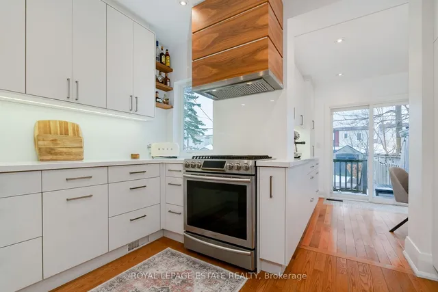 Additional property image - 625 Milverton Blvd