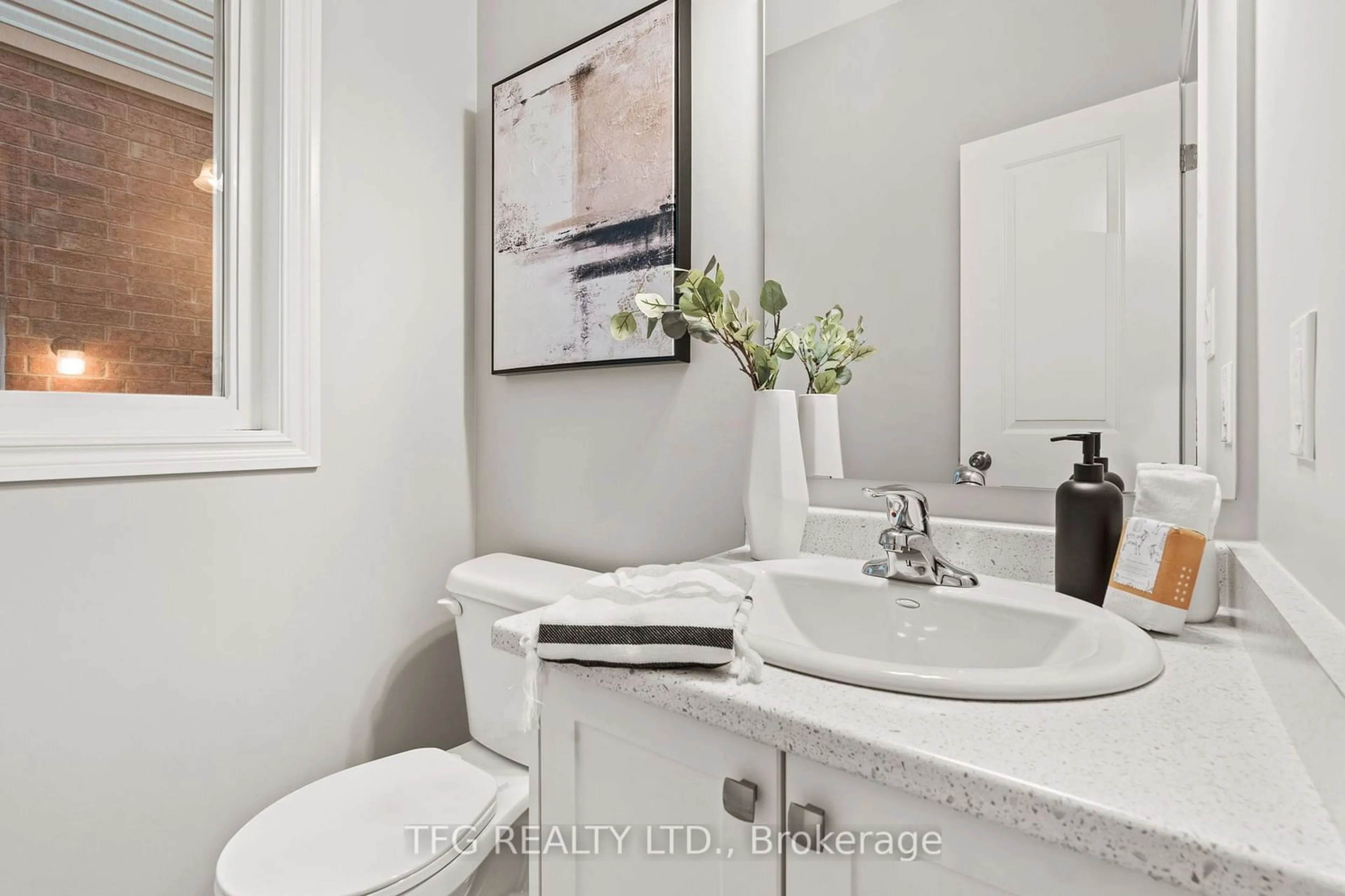 Contemporary bathroom, ceramic/tile floor for 50 Broome Ave, Clarington Ontario L1E 0B1