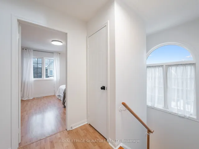 Additional property image - 6400 Lawrence Ave