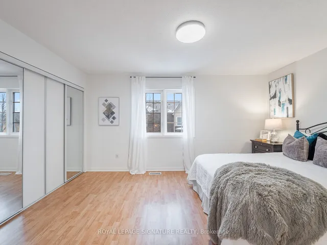 Additional property image - 6400 Lawrence Ave