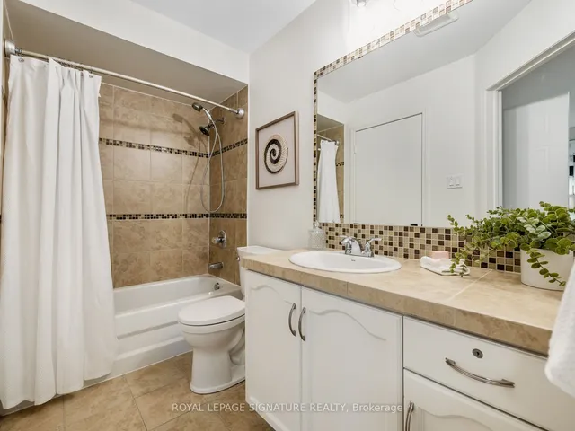 Additional property image - 6400 Lawrence Ave
