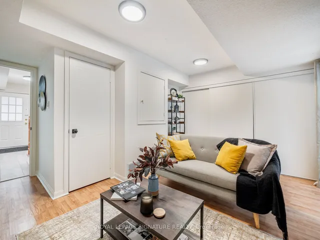 Additional property image - 6400 Lawrence Ave