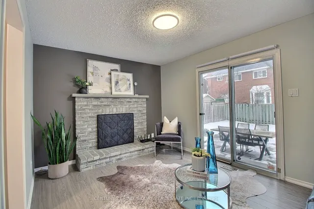 Additional property image - 26 Canmore Blvd