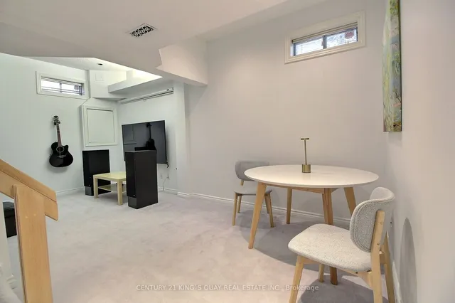 Additional property image - 26 Canmore Blvd
