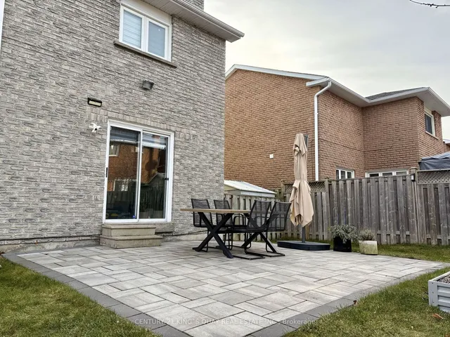 Additional property image - 26 Canmore Blvd