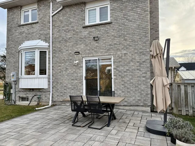 Additional property image - 26 Canmore Blvd