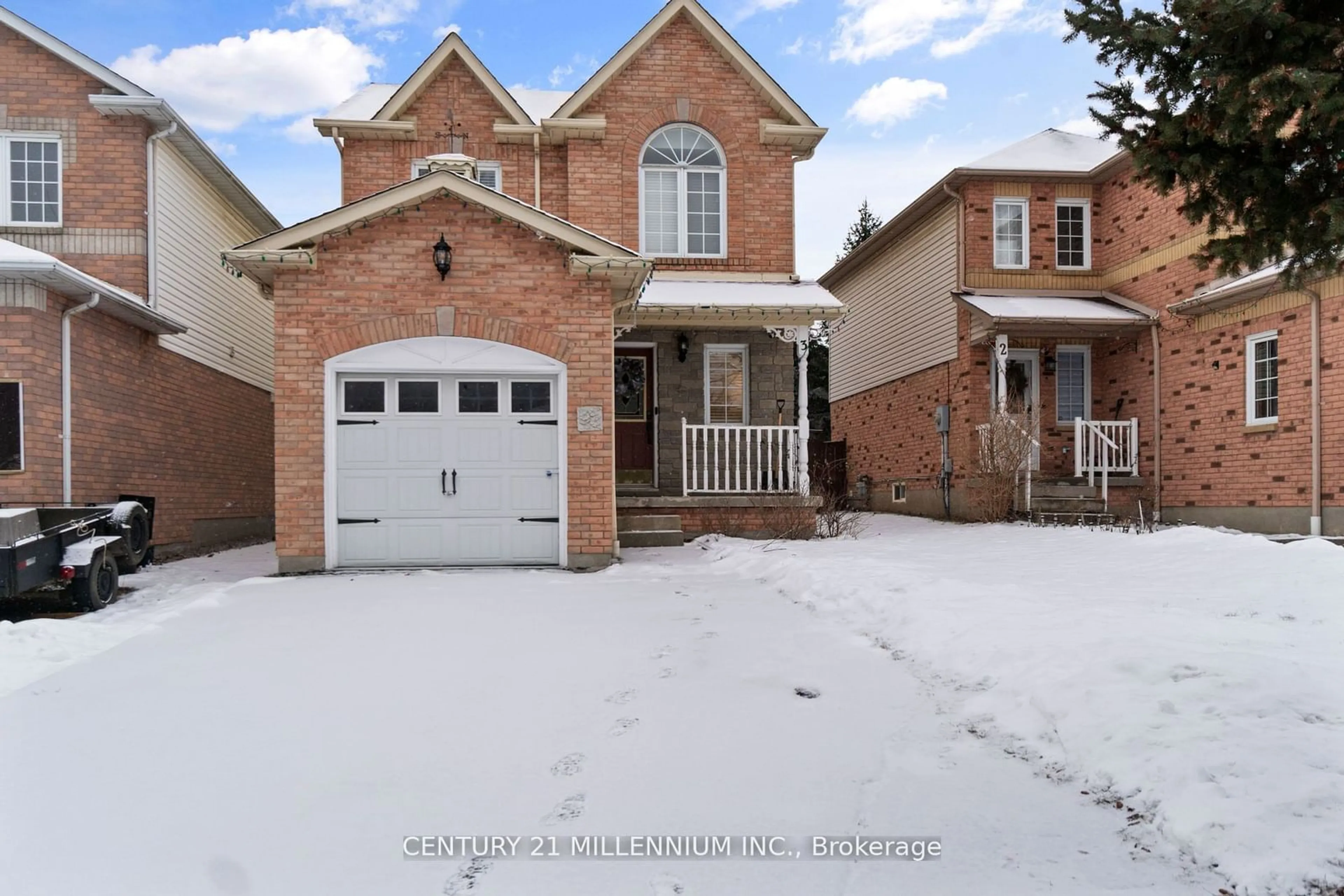 Home with brick exterior material, street for 3 Fothergill Crt, Whitby Ontario L1P 1K8