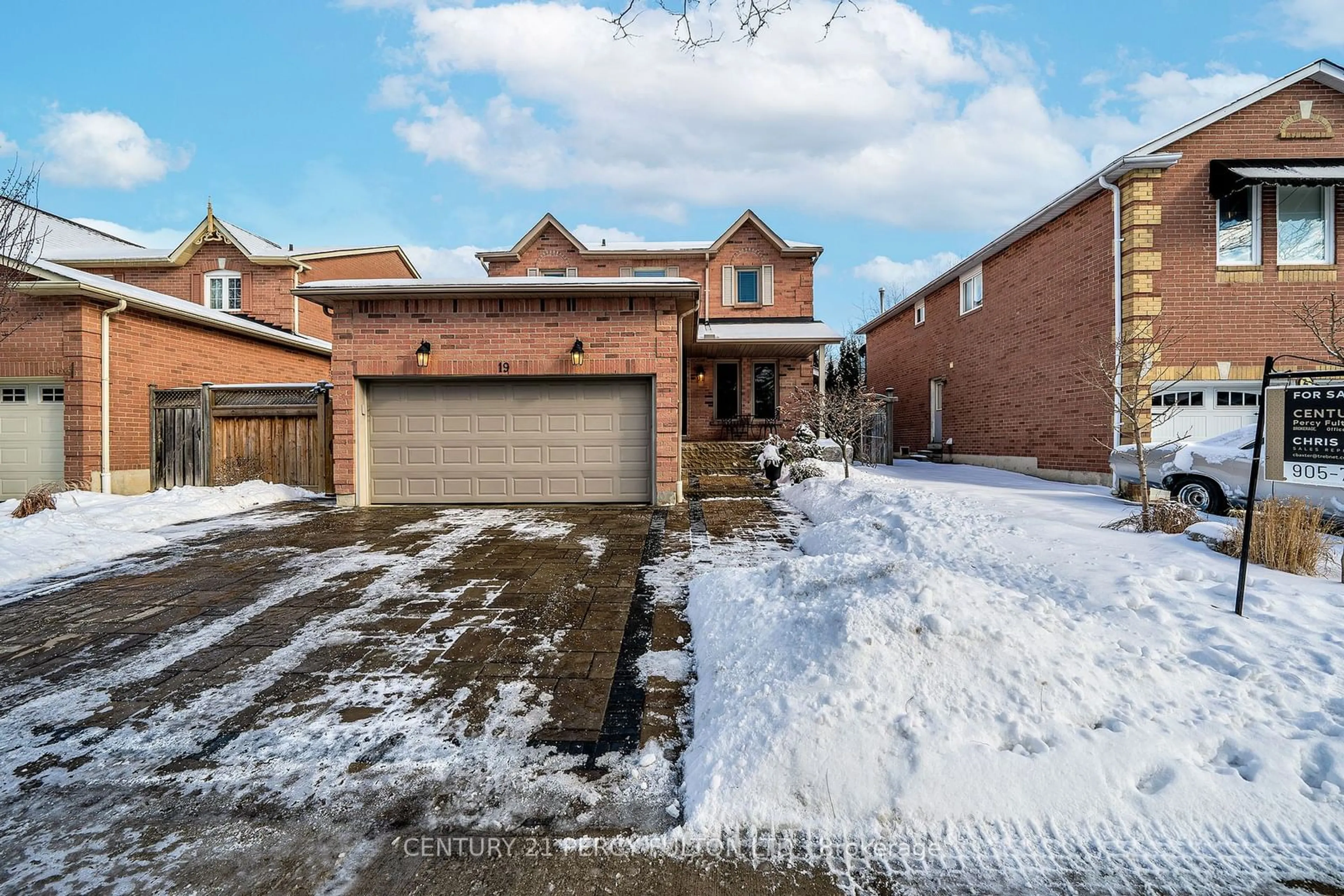 Home with brick exterior material, street for 19 Riverwood St, Whitby Ontario L1R 1Y1