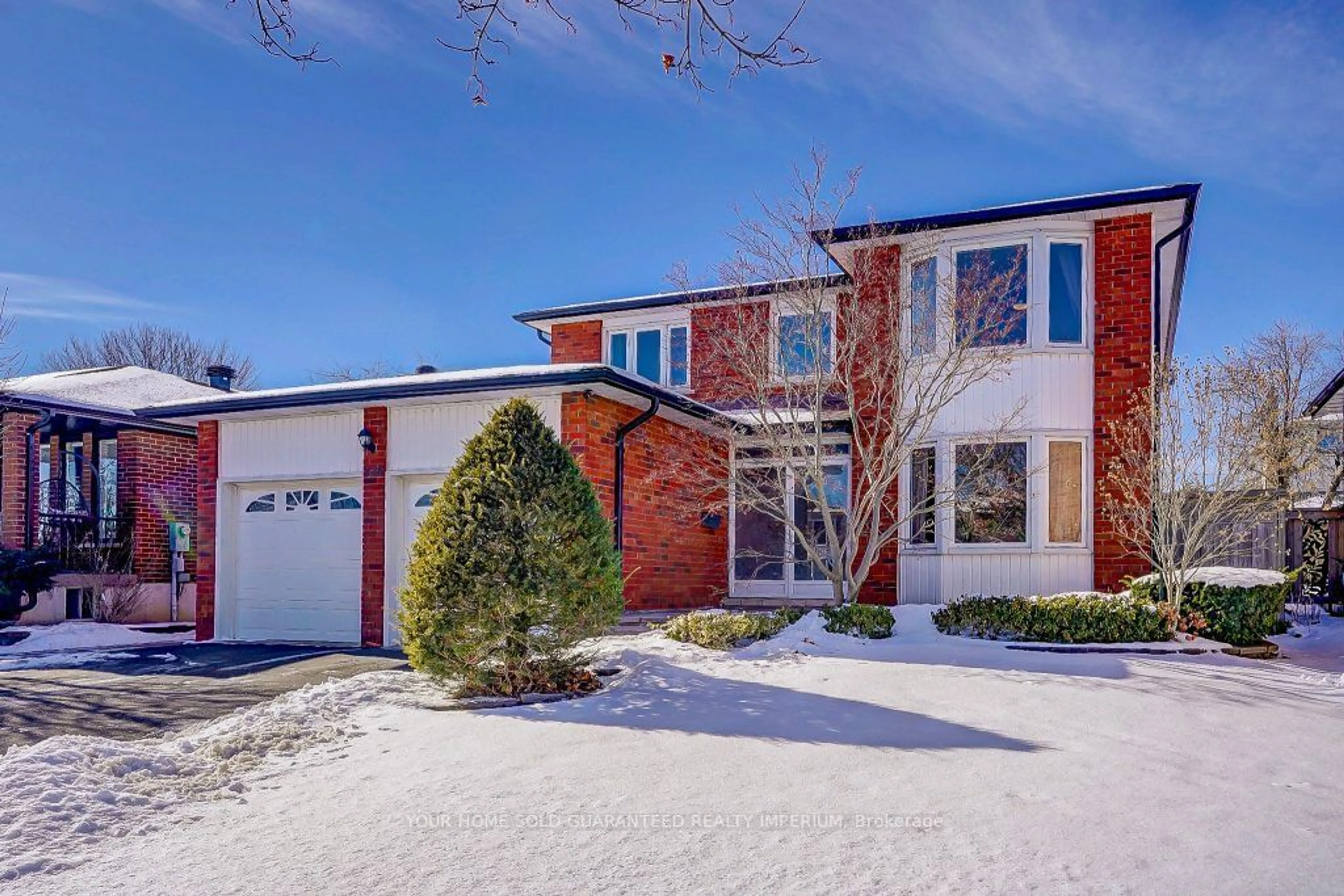 Home with brick exterior material, street for 528 Mcleod Cres, Pickering Ontario L1W 3M5