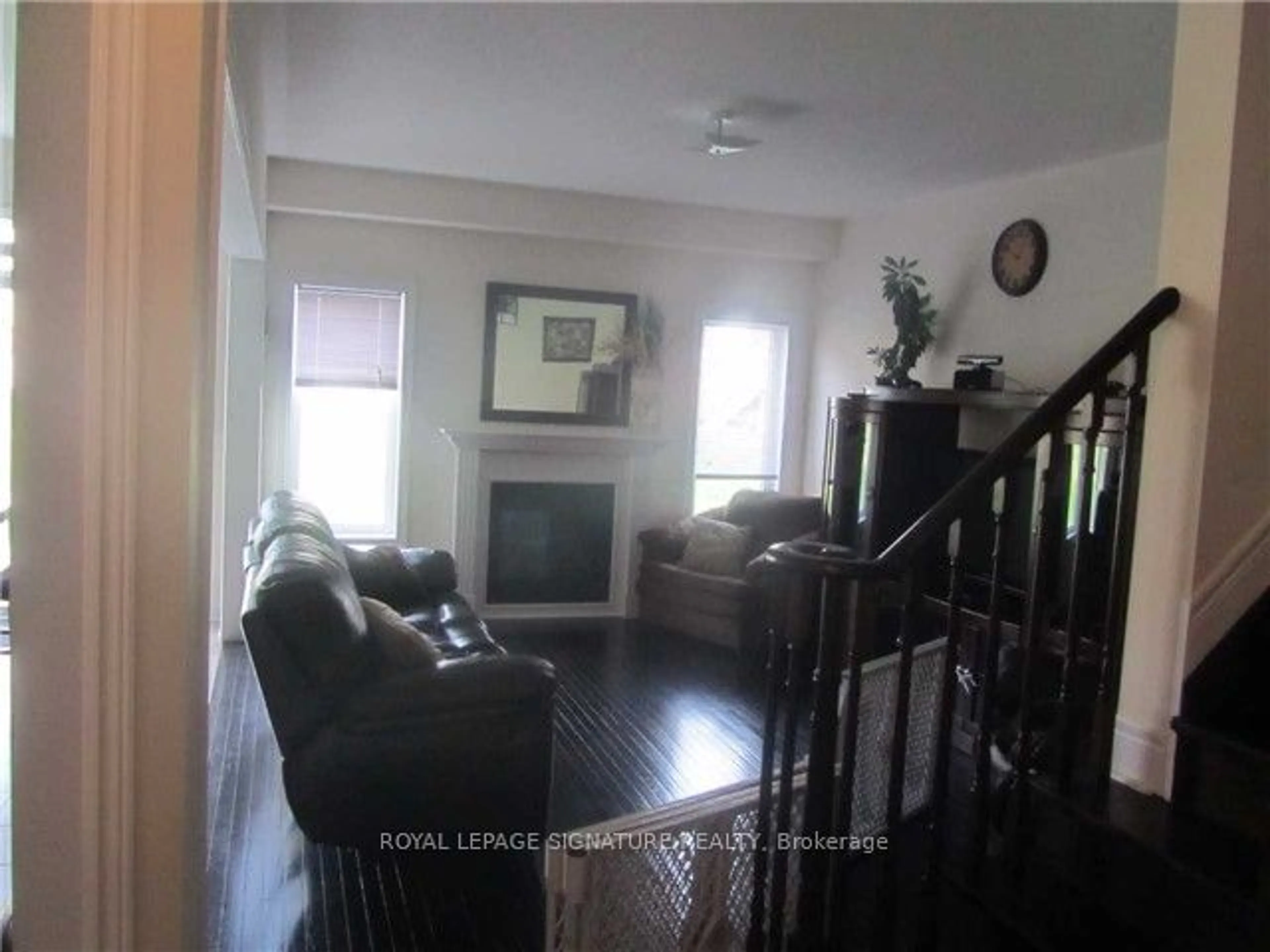 Living room with furniture, unknown for 14 Dewell Cres, Clarington Ontario L1E 0B7