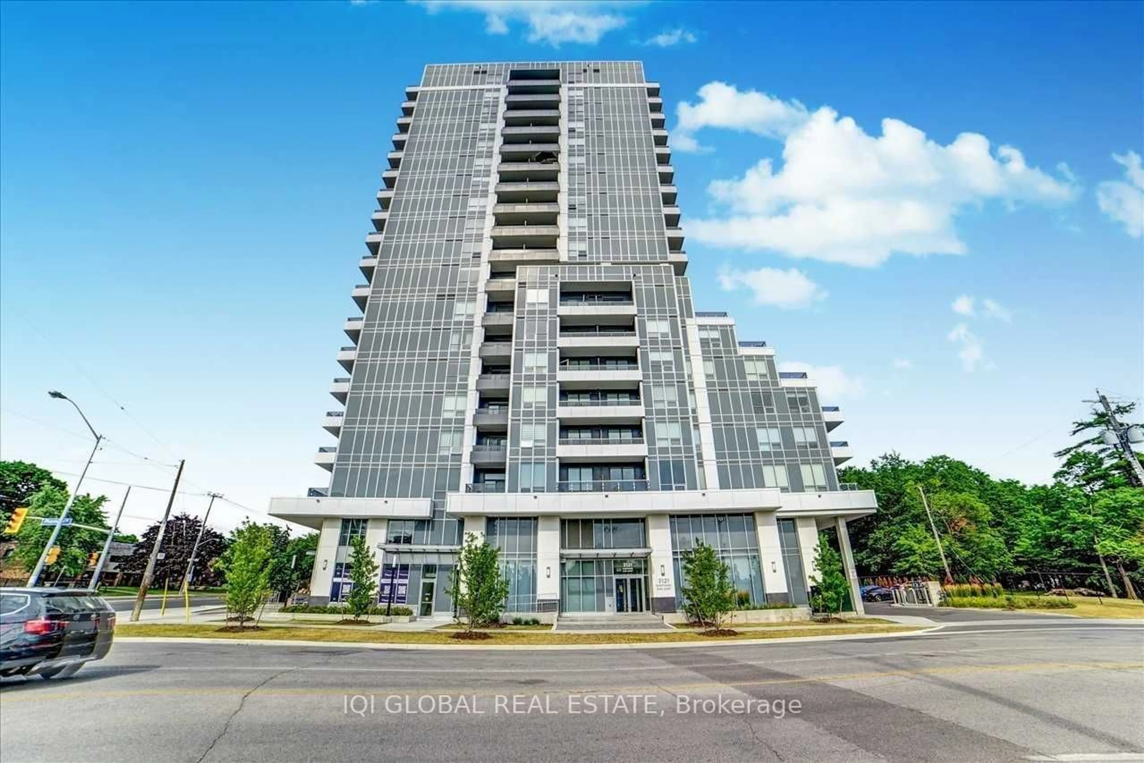 Indoor foyer for 3121 Sheppard Ave #712, Toronto Ontario M1T 0B6