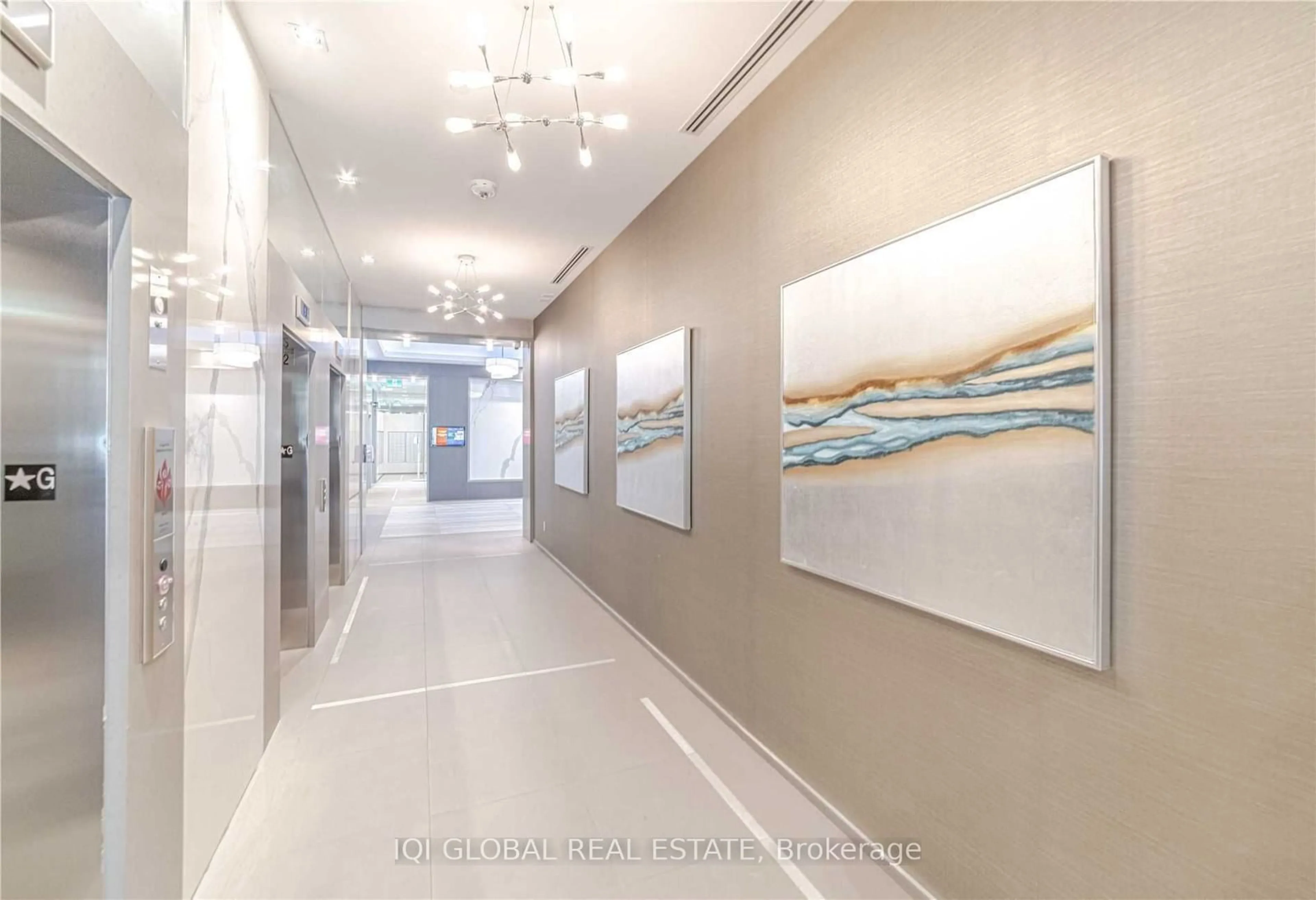 Indoor foyer for 3121 Sheppard Ave #712, Toronto Ontario M1T 0B6